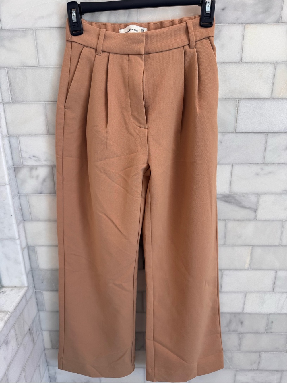 Abercrombie & Fitch Camel High-Waist Trousers 24/00s